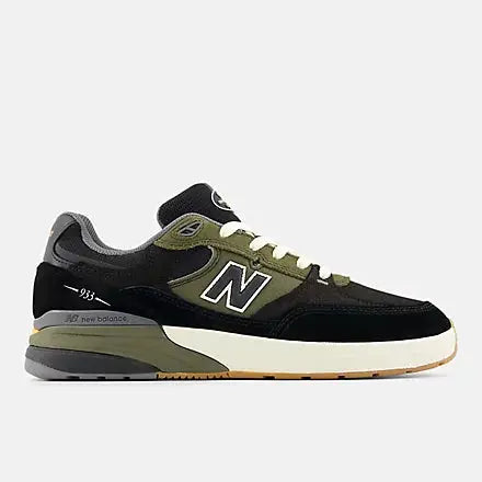 New Balance Numeric Andrew Reynolds 933 Shoes - Black/Green New Balance