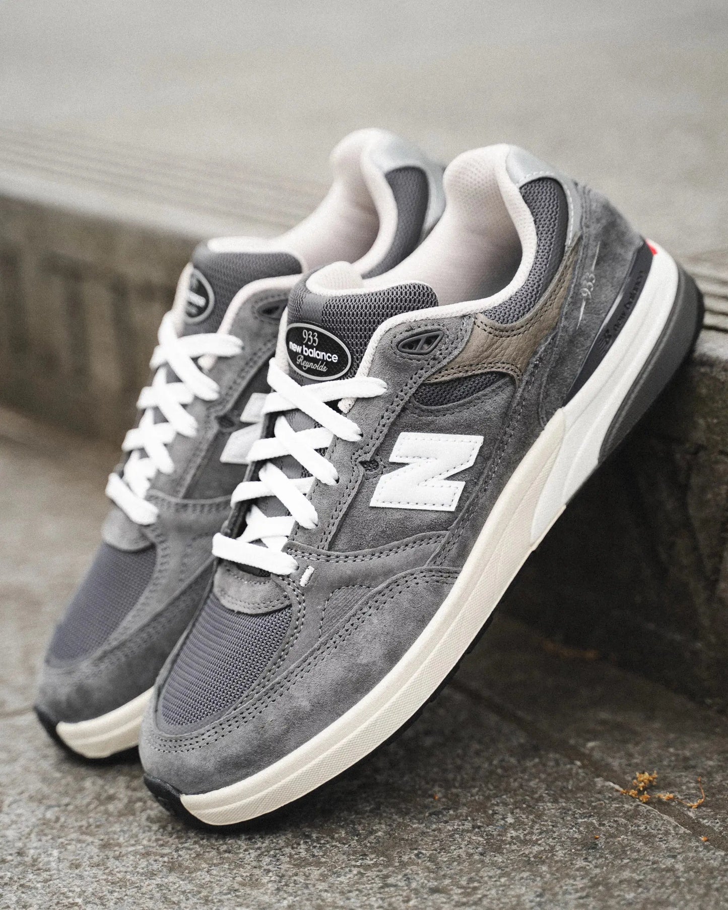 New Balance Numeric Andrew Reynolds 933 Shoes - Grey/White New Balance