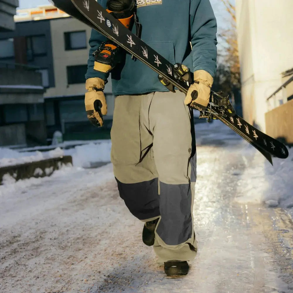 686 2.5L Ghost Snow Pants 686