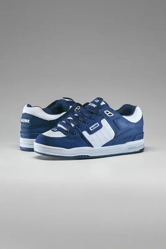 Globe Fusion Shoes - Midnight/White GLOBE