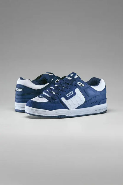 Globe Fusion Shoes - Midnight/White GLOBE
