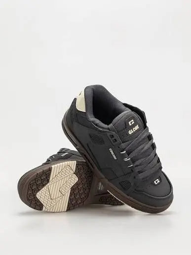 Globe Sabre Shoes - Lead/Gum GLOBE
