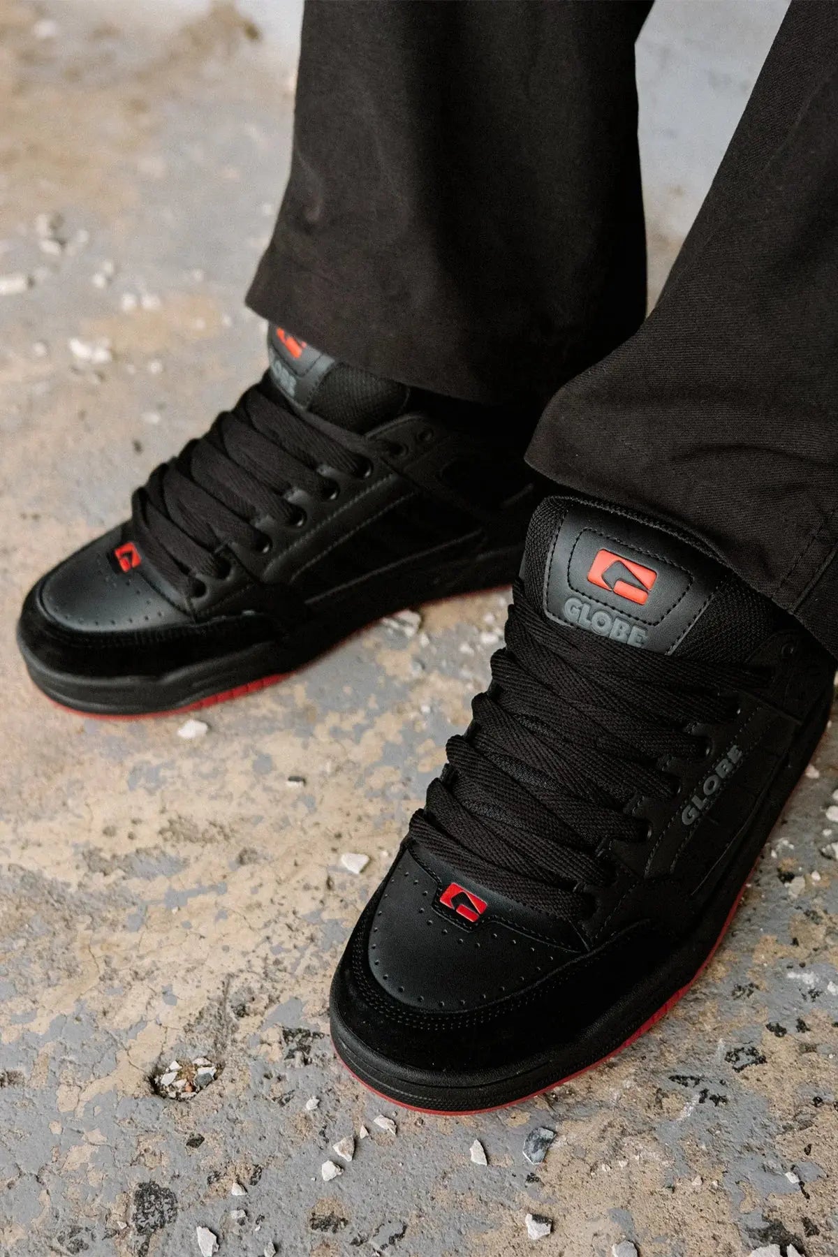 Globe Tilt Shoes - Black/Red/Charcoal GLOBE