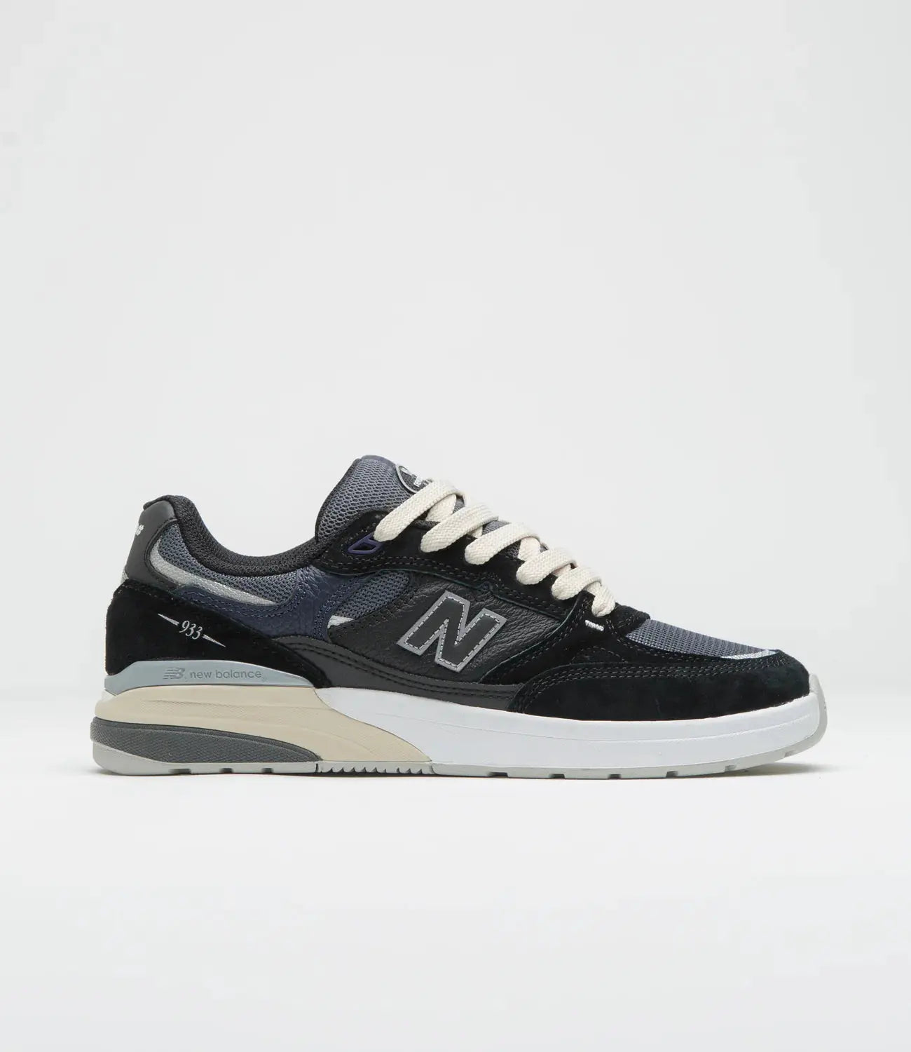 New Balance Reynolds 933 Shoes - Black/Blue New Balance
