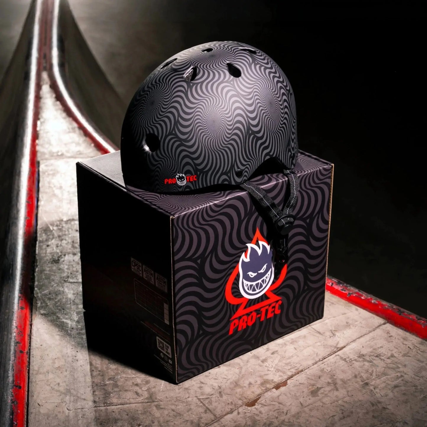 Pro-Tec Low Pro Spitfire Helmet - Black Swirl PRO TEC
